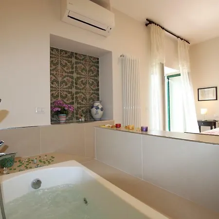 Apartment La Maison Du Touriste Massa Lubrense